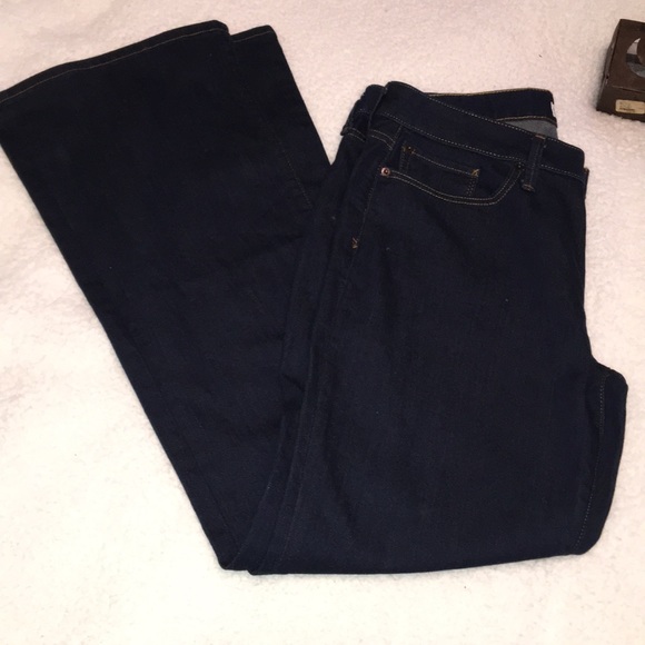 COPY - Gap jeans size 10/30 EUC 32 inseam approx - Picture 3 of 6